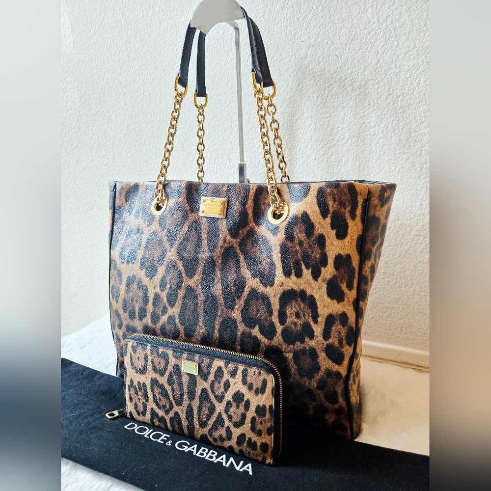 Dolce and Gabbana Leopard Print Shopping Tote Bag and Wallet Organizer Set - Picture 3 of 16